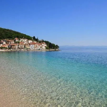 Villa On The With A Splendid Garden Moscenicka Draga