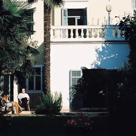On The With A Splendid Garden Moscenicka Draga